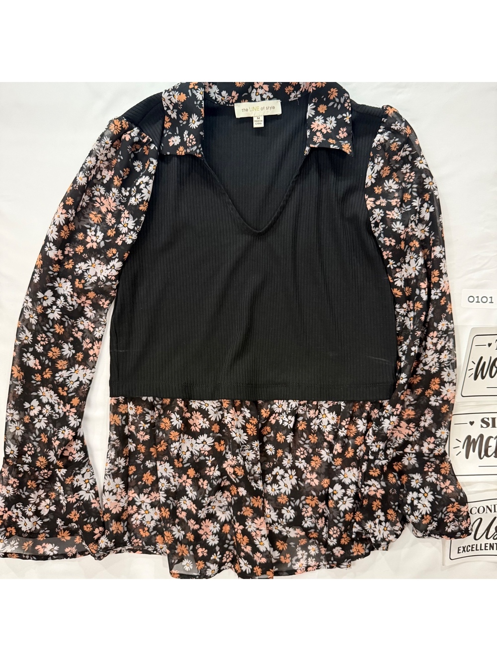 The Line of Style Womens Medium Black Floral Long Sleeve Blouse | SKU 0101